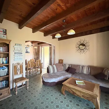 Maison Calme Chaleureuse Avec Piscine Pres De Uzes *